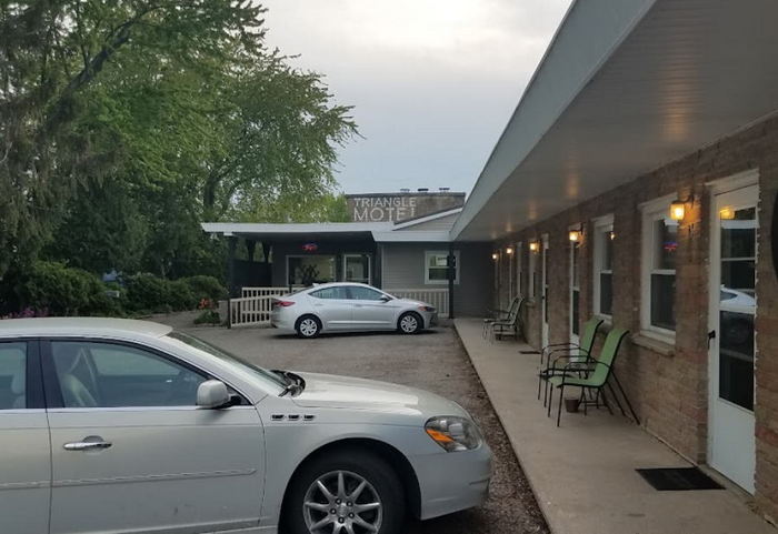 Triangle Motel - Recent 2022 Photos From Motel Website (newer photo)